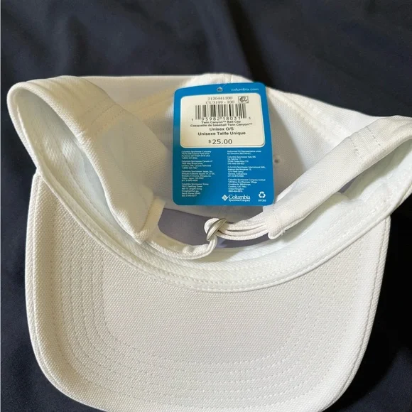 Columbia Classic White Cap - Picture 2 of 2